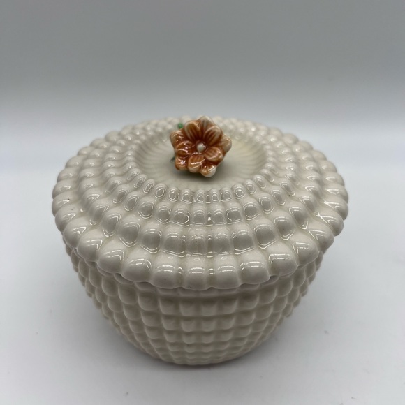 Vintage MCM Japan Canister Possible part of a Vanity Set - Picture 7 of 11